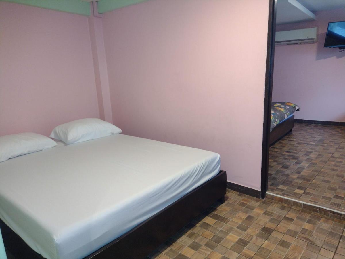 Friendly Hostel - Dmk Airport เฟรนด์ลี่ โฮสเทล ดอนเมือง กรุงเทพมหานคร ภายนอก รูปภาพ