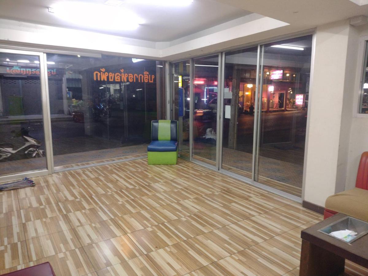Friendly Hostel - Dmk Airport เฟรนด์ลี่ โฮสเทล ดอนเมือง กรุงเทพมหานคร ภายนอก รูปภาพ